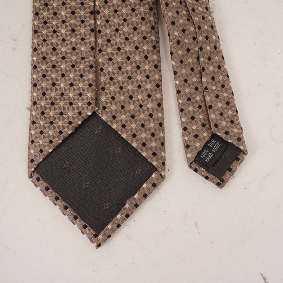 Bruno‎ Piattelli Light Brown Small Diamond Pattern Alover 100% Silk Tie - Picture 3 of 5